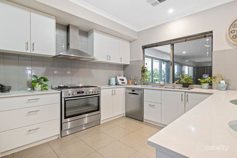 Property photo of 2 Yallingup Loop Dawesville WA 6211