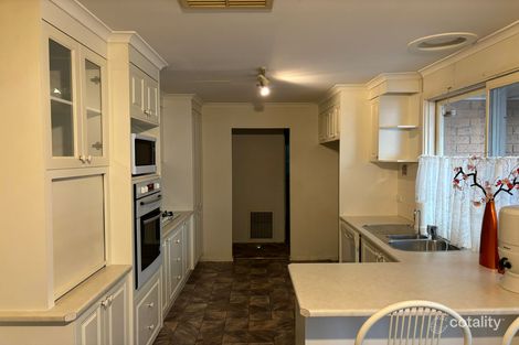 Property photo of 2 Broadacres Court Narre Warren VIC 3805