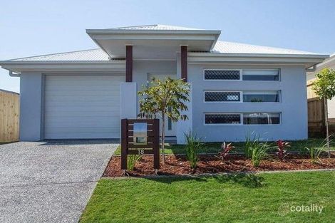 18 Rosella St, Redbank Plains, QLD 4301