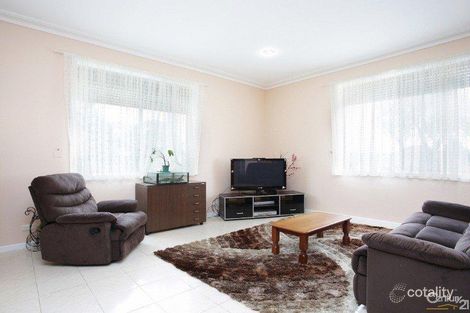 Property photo of 11 Ellt Crescent Noble Park VIC 3174