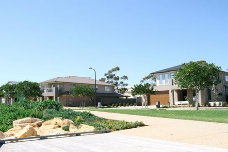 Property photo of 719 Stallion Drive St Clair SA 5011