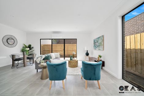 42 Gordons Rd, South Morang, VIC 3752