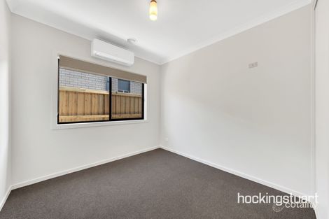 Property photo of 19 Plane Avenue Mambourin VIC 3024