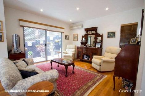 Property photo of 3/55 Armadale Street St Lucia QLD 4067