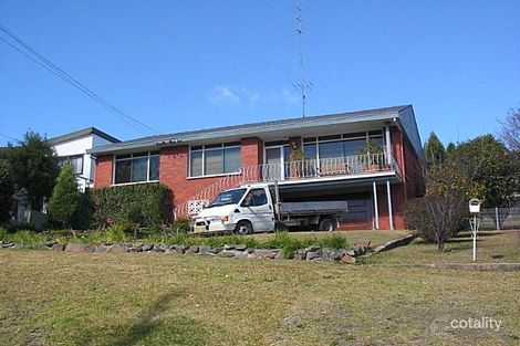 Property photo of 30 Currawong Road New Lambton Heights NSW 2305