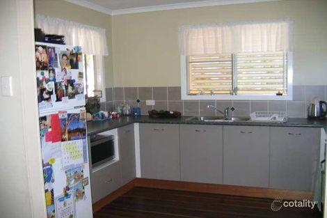 Property photo of 25 Alfred Street Tannum Sands QLD 4680