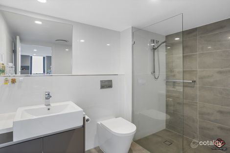 Property photo of 302/45 Wellington Road East Brisbane QLD 4169