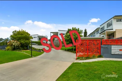 Property photo of 13/22 Careel Close Helensvale QLD 4212