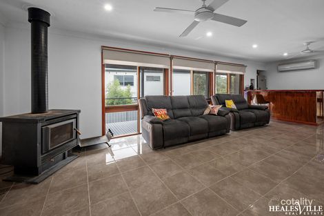 Property photo of 16 Omonia Drive Badger Creek VIC 3777