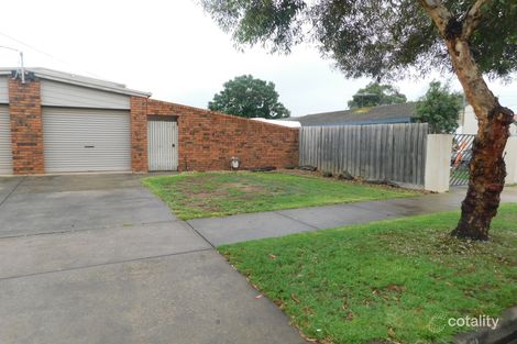 2/3 Quartok Ave, Werribee, VIC 3030