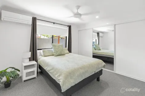 Property photo of 1/10 Mollys Place Currumbin Waters QLD 4223