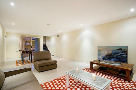 Property photo of 3 Newcomen Street Indooroopilly QLD 4068