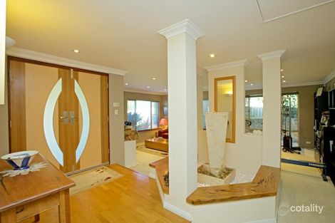 Property photo of 6 Sandstone Place Marmion WA 6020