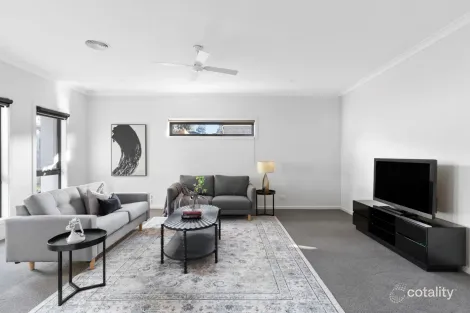 Property photo of 18 Opal Circuit Epping VIC 3076