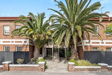 1/158 Chapel St, St Kilda, VIC 3182
