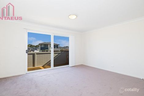 Property photo of 32 Sunningdale Drive Colebee NSW 2761