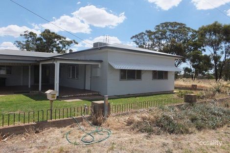 30-32 Bruce St S, Coolamon, NSW 2701