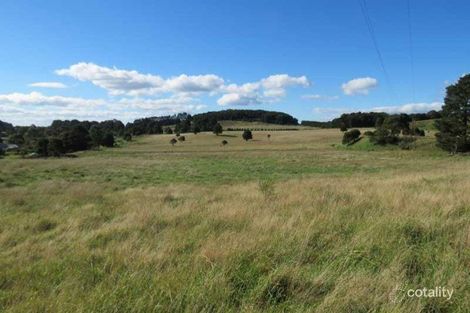 8 East St, Robertson, NSW 2577