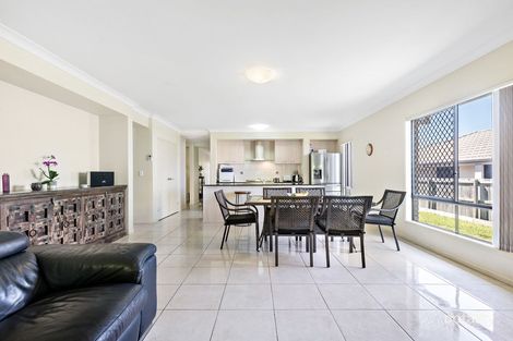 Property photo of 13 Highcliff Crescent North Lakes QLD 4509