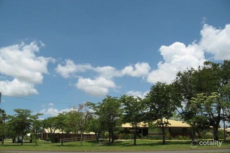 27-45 Conaghan St, Gracemere, QLD 4702