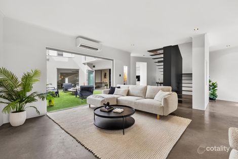 Property photo of 31 Tallow Tree Crescent Subiaco WA 6008