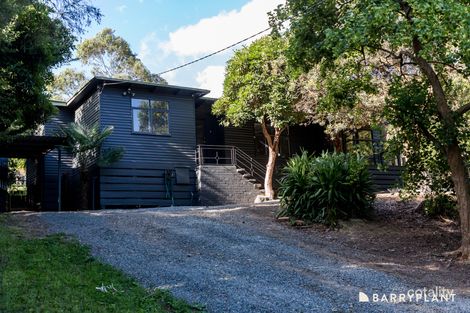 3 Benton Rd, Healesville, VIC 3777