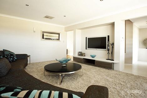 Property photo of 20 Laverton Crescent Harrisdale WA 6112