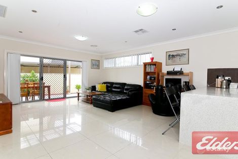 Property photo of 12/17 Mimosa Avenue Toongabbie NSW 2146