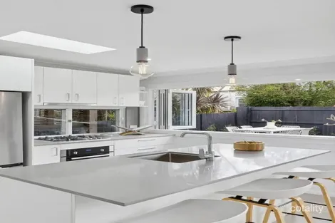 Property photo of 2 Lewis Street Dee Why NSW 2099