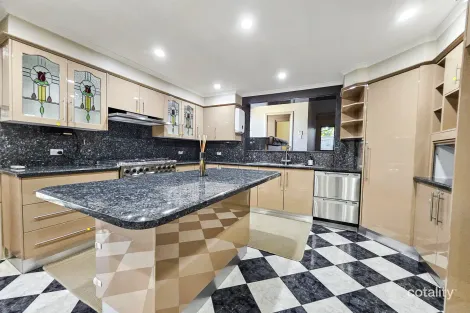 Property photo of 8A Endeavour Road Georges Hall NSW 2198