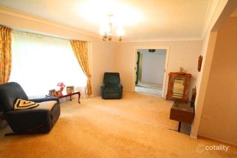 Property photo of 2 Somers Close Metford NSW 2323