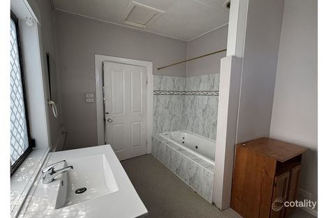 Property photo of 32 Elizabeth Street Devonport TAS 7310