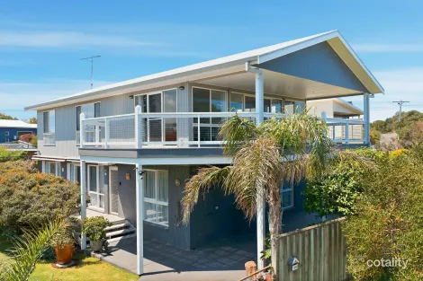 593 Cape Paterson Rd, Cape Paterson, VIC 3995