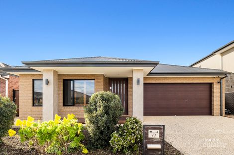 17 Brittle St, Manor Lakes, VIC 3024
