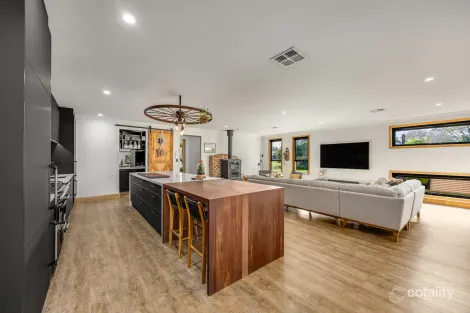 Property photo of 36 Macquarie Parade Meadows SA 5201