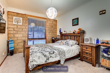 Property photo of 58 Glenalva Parade Cannons Creek VIC 3977