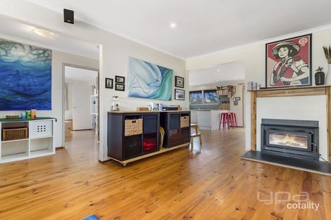 Property photo of 9 Exell Avenue Melton South VIC 3338