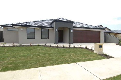 Property photo of 12 Aldersyde Meander Baldivis WA 6171