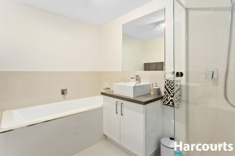 Property photo of 204/1098 Stud Road Rowville VIC 3178