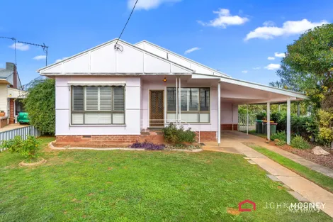 Property photo of 5 Binnak Place Mount Austin NSW 2650