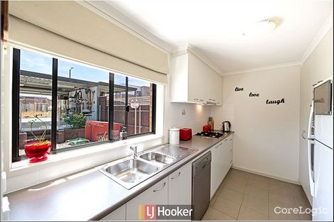 Property photo of 32 Hibberd Crescent Forde ACT 2914