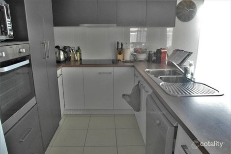 Property photo of 2/20 Payne Street Wilsonton QLD 4350
