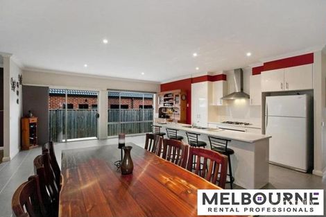 Property photo of 5 Kareelah Link South Morang VIC 3752