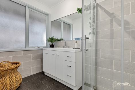 Property photo of 13 Melview Drive Wyndham Vale VIC 3024