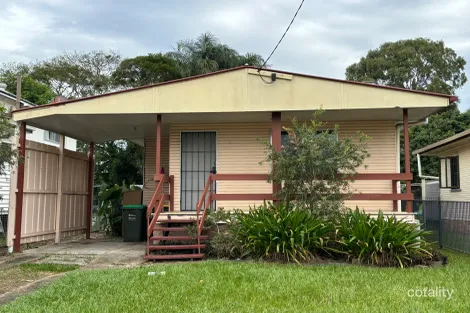 56 WINDSOR PL, DECEPTION BAY, QLD 4508