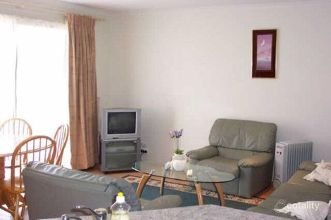 Property photo of 27 Lampard Circuit Bruce ACT 2617