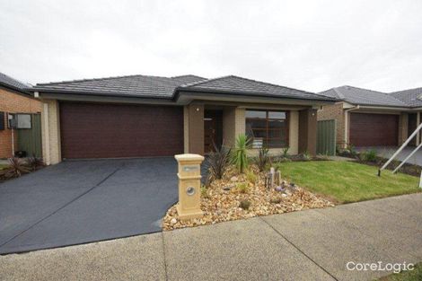 Property photo of 24 Moore Mews Pakenham VIC 3810