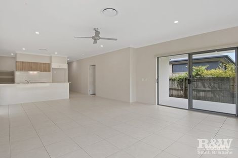 Property photo of 84 Emsworth Street Wynnum QLD 4178
