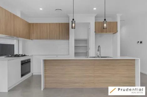 Property photo of 10 Walter Street Thirlmere NSW 2572