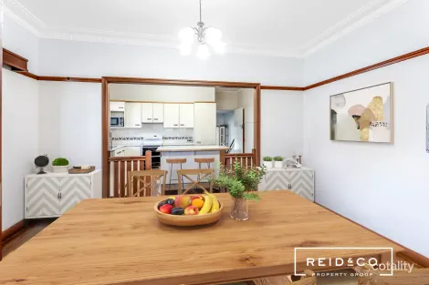 Property photo of 563 Oxley Avenue Redcliffe QLD 4020